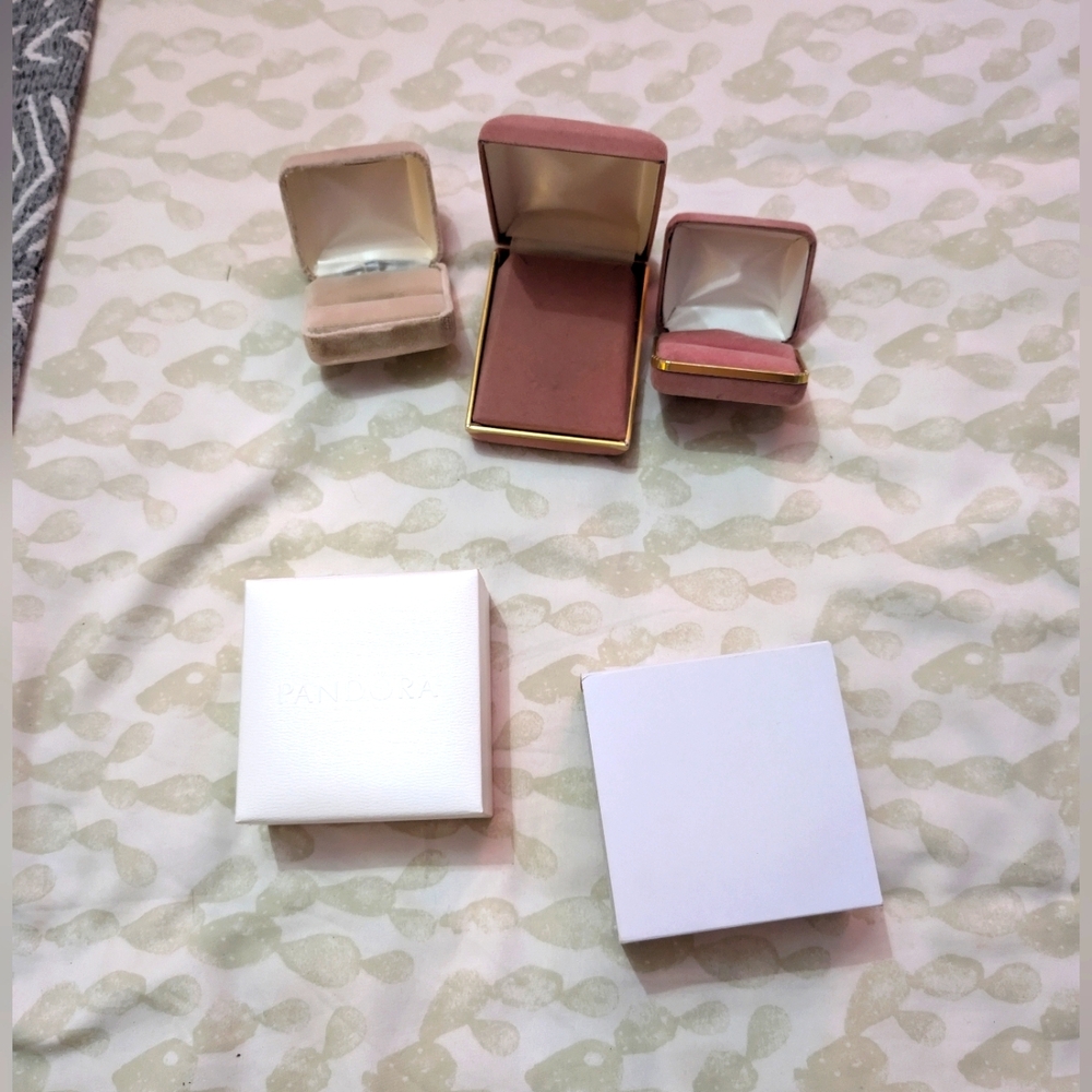 Jewelry boxes